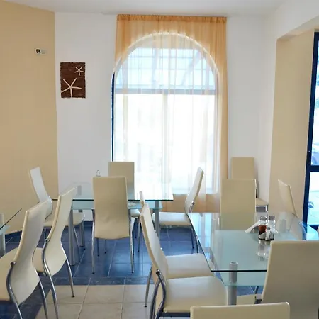 калипсо блу Готель